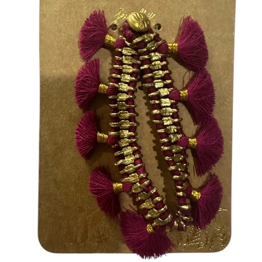 Shiraleah Chicago Gold Burgundy Tassel Bracelet NWT